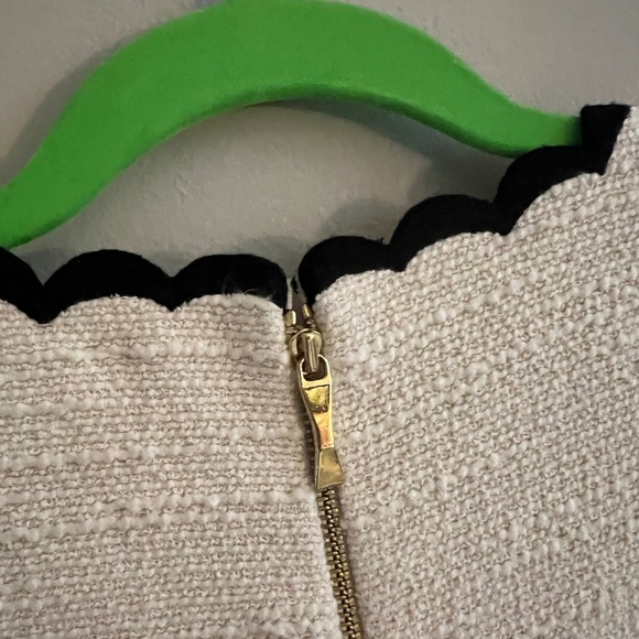 Kate Spade Scalloped Tweed Shift Dress Cream Black Trim Size 12 EUC - Picture 6 of 8